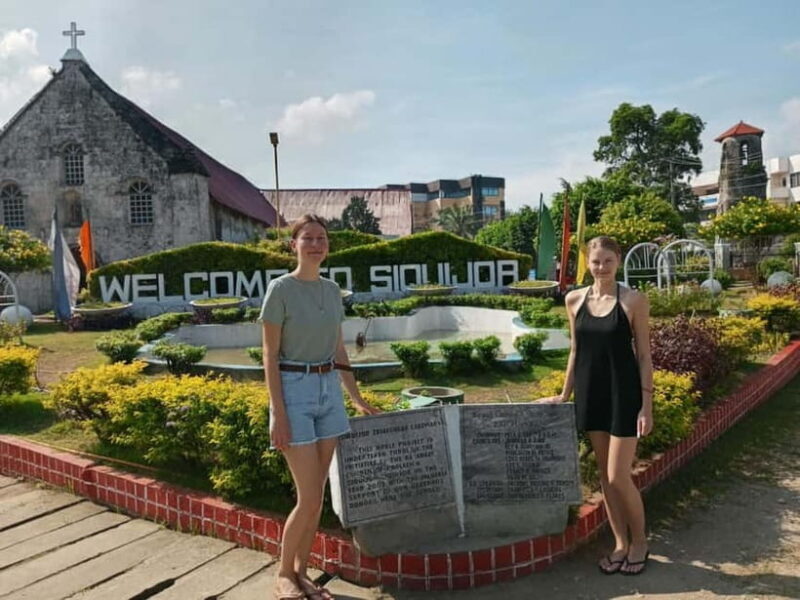Siquijor: Siquijor Island Tour Cambugahay Falls Private - Cambugahay Falls: A Natural Wonder