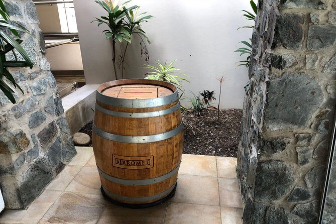Sirromet Winery 3 Course Lunch, Tour, Tastings and Transfers - The Gourmet 3-Course Lunch