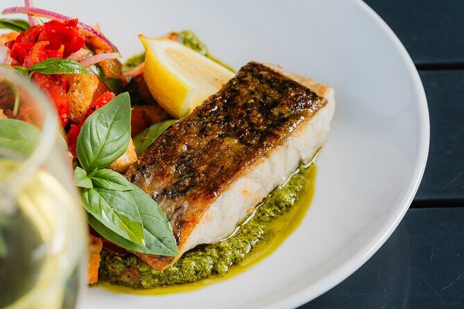 Sirromet Winery Tour and Taste and 2 Course Lunch - Practical Considerations