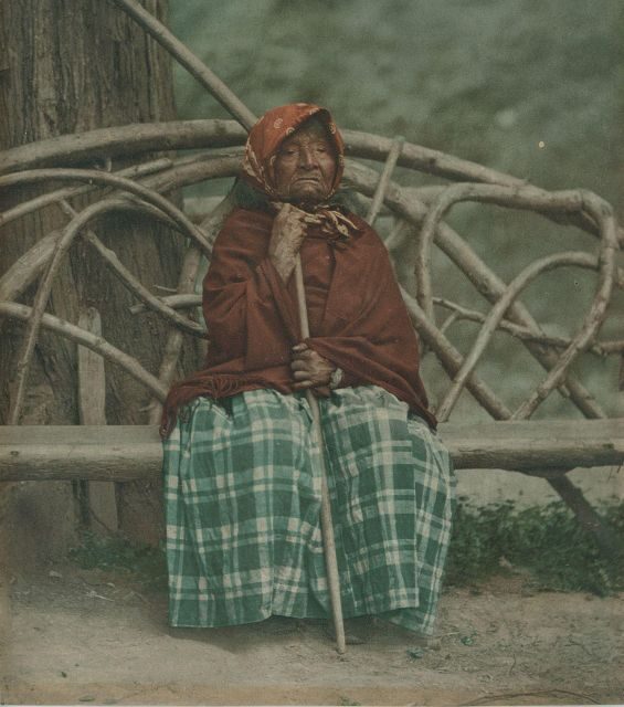 Six Women - A Historical Walking Tour - An In-Depth Look at the Tour Experience