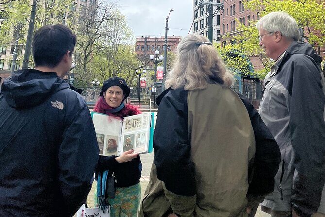 Six Women: A Seattle History Tour - An In-Depth Look at the Tour Experience