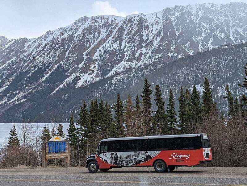 Skagway: Klondike Highway & Yukon Bus Tour with Husky Kennel - Key Points
