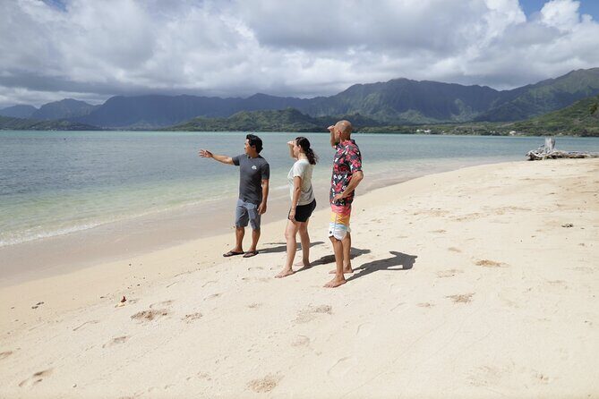 Skip the Crowds: Secret Oahu Half Circle Tour with a Local - Frequently Asked Questions