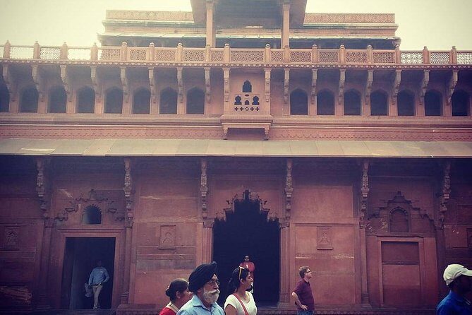 Skip-the-Line: Agra Fort Entrance Ticket with Guided Tour - Who Will Love This Experience?
