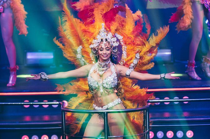 Skip the Line: Cancun Coco Bongo Regular Entrance Ticket - Drinks and Additional Costs