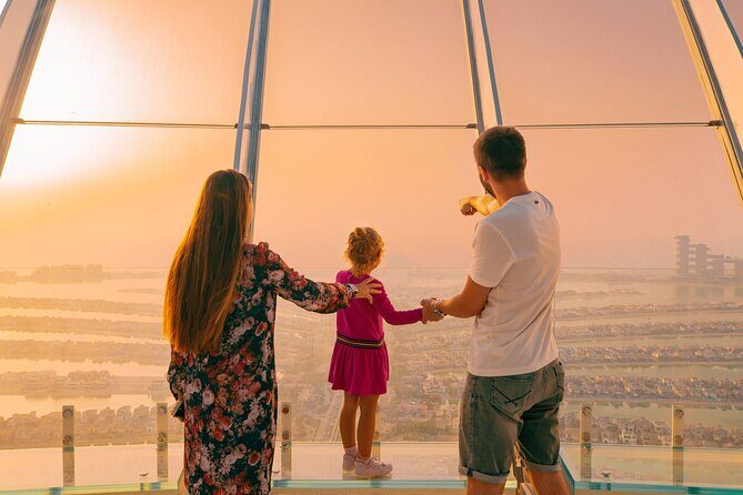Skip The Line: The View At The Palm Entry to Level 52 + 54 - Key Points