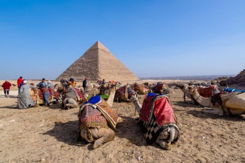 Skip-the-Line Tour To Pyramids Of Giza & Sphinx - A Deep Dive into the Giza Pyramids & Sphinx Tour
