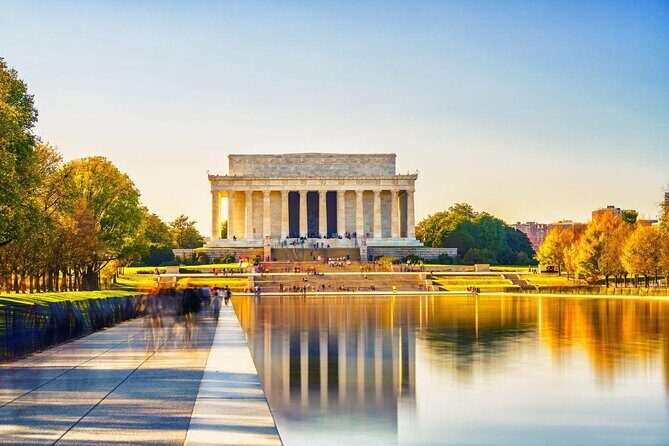 Skip the Line @ Washington Monument & National Mall Walking Tour - Key Points
