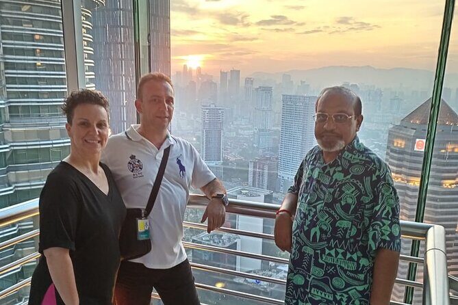 Sky-High Dining Experience at the Iconic Petronas Twin Towers - What Do Travelers Say?