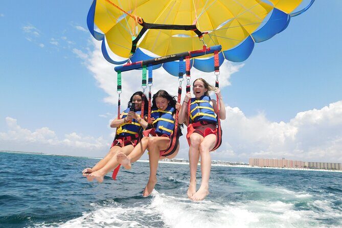 Sky High Parasailing From Marina Cafe - Destin Florida - Who Should Consider This Tour?