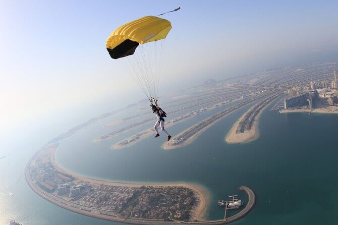 Skydive Over The Palm with Private Transportation - An In-Depth Look at the Skydive Experience