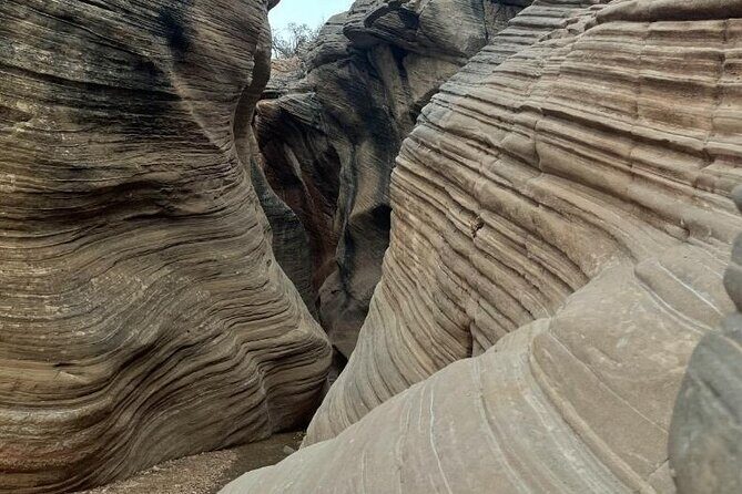 Slot Canyon 2hr tour at Willis Creek - An In-Depth Look at the Experience