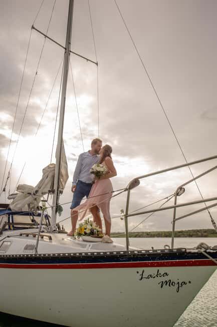 Slow Sailing Bacalar - 3-hours of Nature and crystal waters - What’s Included and What’s Not