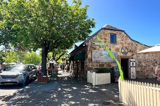 Small Group Adelaide Hills and Hahndorf Hideaway Tour from Adelaide - Full-Day Food, Wine, and Scenery in the Adelaide Hills