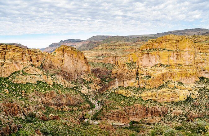 Small Group Apache Trail Day Tour with Dolly Steamboat from Phoenix - FAQ