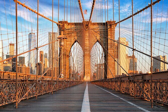 Small Group Brooklyn Bridge, DUMBO, and Skyline Guided Tour - Key Points