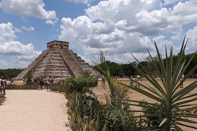Small group Chichen Itza, Ik Kil &Valladolid All Inclusive tour - Exploring the Best of Yucatán: A Deep Dive into the Small Group Chichen Itza, Ik Kil & Valladolid Tour
