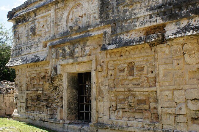 Small group Chichen Itza, Ik Kil &Valladolid All Inclusive tour - Authentic Experiences and Genuine Insights