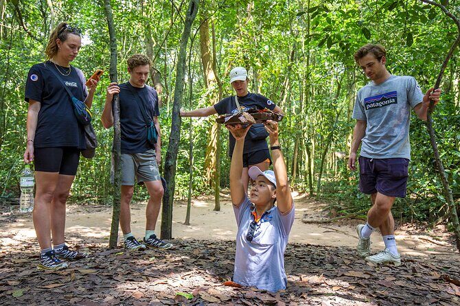 Small-group Cu-Chi Tunnel: 1-Day Ben-Duoc Temple & Liberated Zone - FAQs