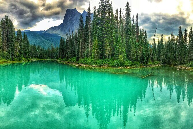 Small Group Day Tour to Banff Lake Louise Moraine Lake Icefields - Practical Tips for Travelers