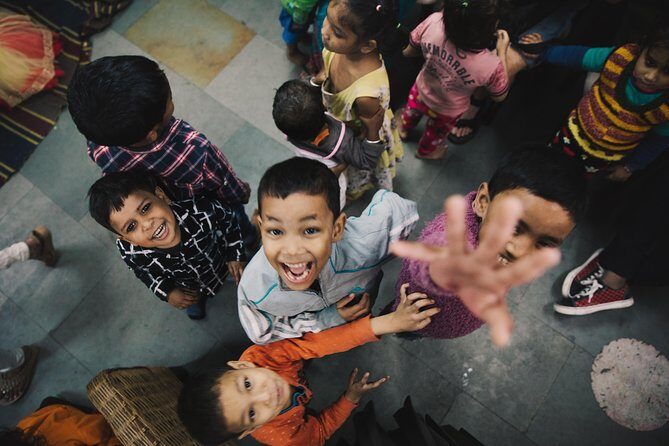 Small- Group Delhi Slum Walking Tour - A Closer Look at the Tour Experience