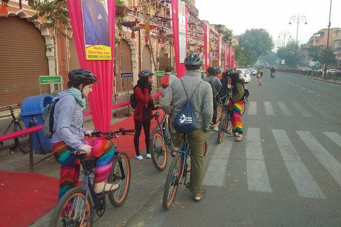 Small-Group Early Morning Pink City Bike Tour - Itinerary Breakdown