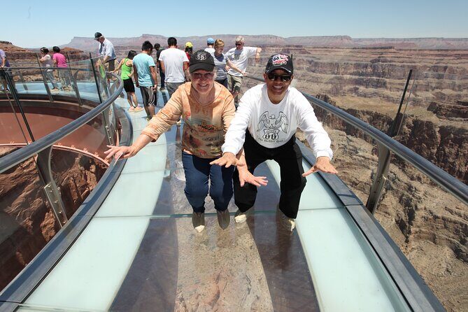 Small Group Grand Canyon, Hoover Dam and 7 Magic Mountains Tour - Key Points