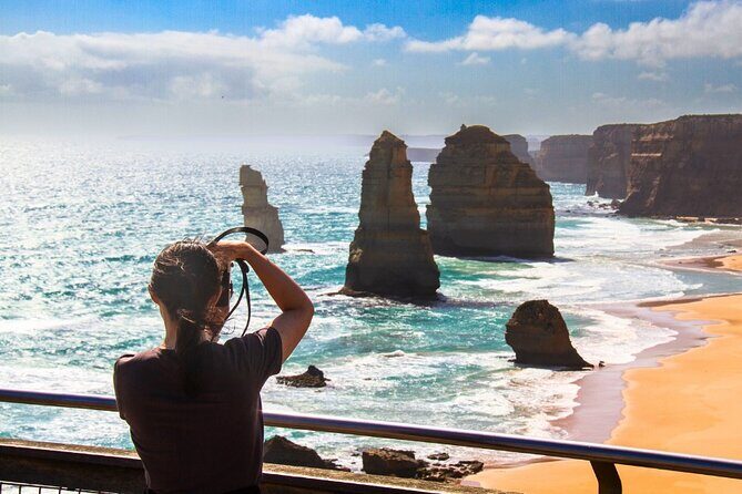 Small-Group Great Ocean Road Classic Day Tour from Melbourne - Key Points