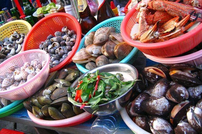 Small-Group Hanoi Seafood Tasting And Walking Tour - The Experience for Different Travelers