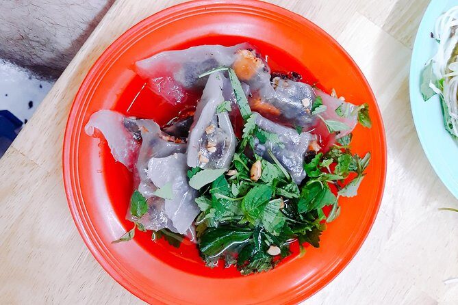 Small Group Hanoi Street Food Tour with a Real Foodie - Exploring the Itinerary: A Taste of Authentic Hanoi