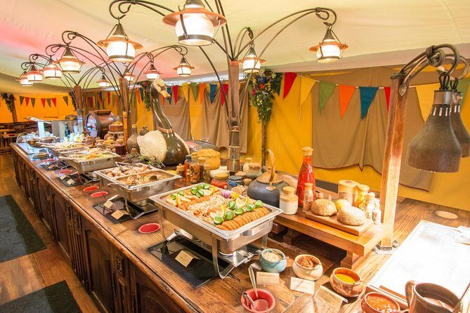Small-Group Hobbiton and Waitomo Day Tour with Lunch from Auckland - The Sum Up
