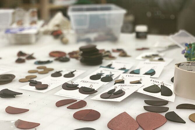 Small-Group Jewelry Making with Wine Tasting in Kansas City - An Authentic Creative Experience in Kansas City