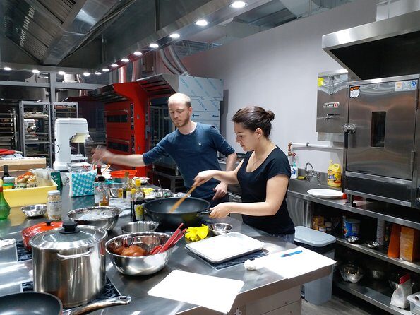 Small Group Local Market Walking Tour and Chinese Cooking Class in Hong Kong - What to Expect from the Tour