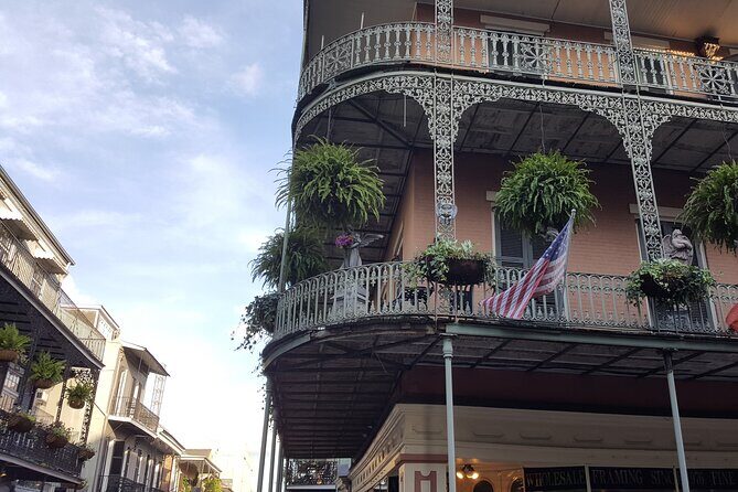 Small Group Local's Guide to the French Quarter Tour - Who Should Opt for This Tour?