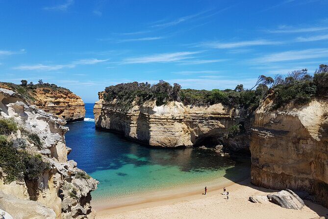 Small Group Luxe Bus Great Ocean Road Coastal Spectacular Tour - What Does the Tour Include?
