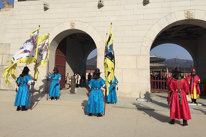 Small-Group Royal Palace and Seoul City Tour (hotel pick-up) - An In-Depth Look at the Tour Experience