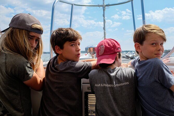 Small Group Scenic Lighthouse Boat Cruise With Local Drinks - The Sum Up