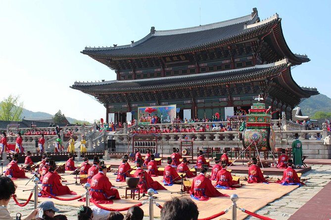 Small-Group Seoul Morning Royal Palaces Tour - Key Points