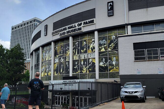 Small-Group Sightseeing Driving Tour of Nashville - FAQ