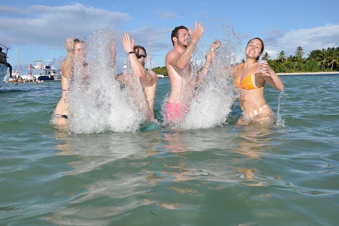 Small Group Snorkeling, Sharks & Stingrays Encounter by boat - FAQ