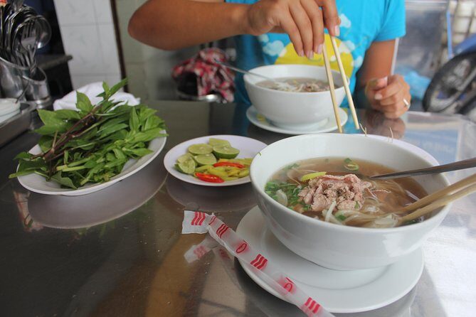 Small-group Street Food Lover by Motorbike (04 hours) - Key Points