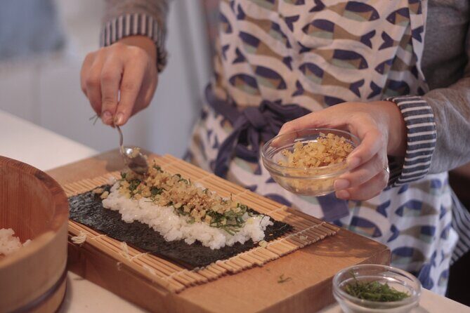 Small Group Sushi roll and Tempura Cooking Class in Nakano - Small Group Sushi Roll and Tempura Cooking Class in Nakano — A Closer Look