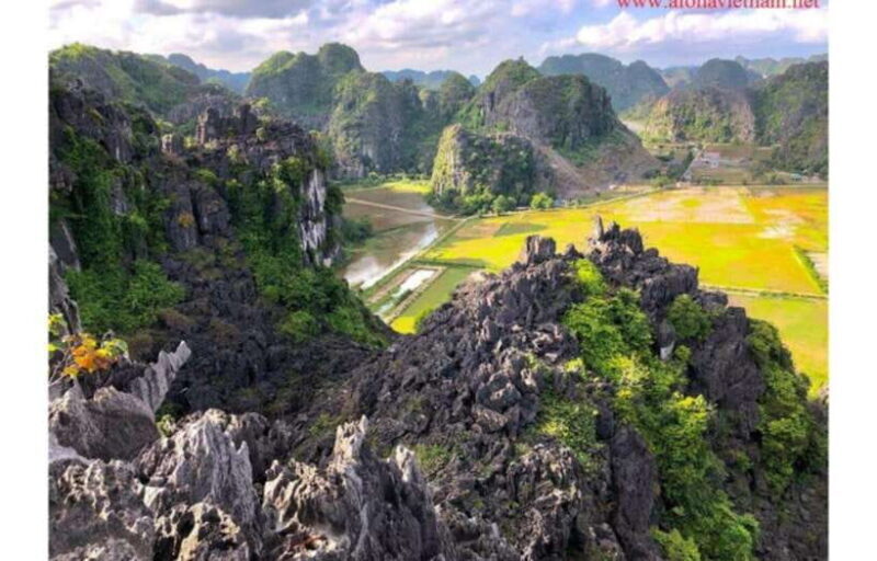 Small Group Tour 2D1N: From Hanoi to Ninh Binh, Trang An. - Introduction