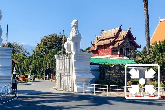 Small Group Tour Chiang Mai Old City Temples & Meet Local Monk - Key Points