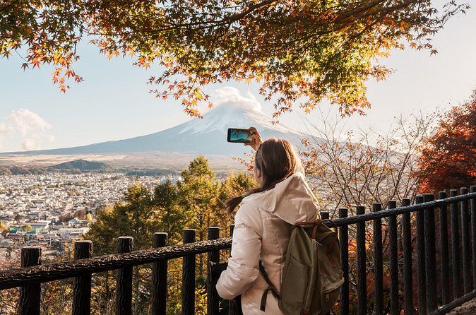 Small Group Tour Mount Fuji and Lake Kawaguchi from Tokyo - The Sum Up