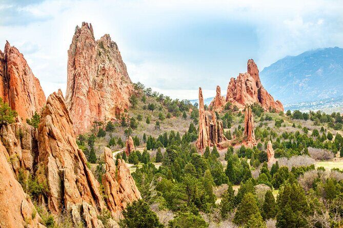 Small Group Tour of Pikes Peak and the Garden of the Gods from Denver - An In-Depth Look at This Colorado Day Trip