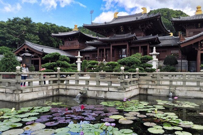 Small-Group Tour: Temples & Markets Discovering [PROMOTION] - Authentic Traveler Experiences and Insights