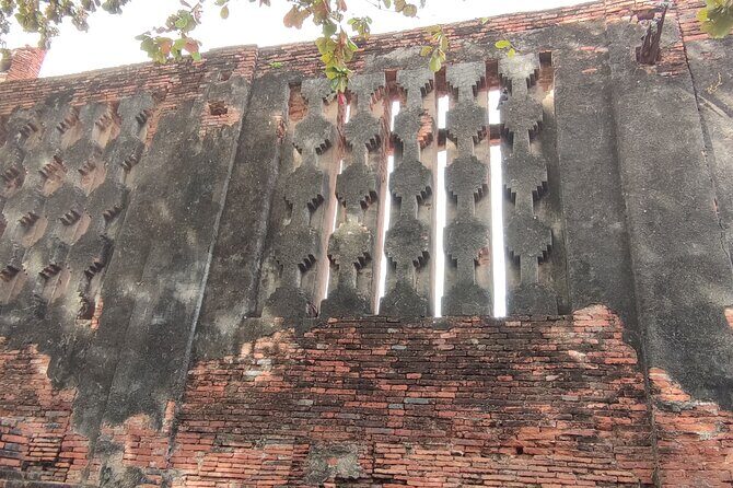 Small Group Tour to Ayutthaya Temples from Bangkok with Lunch - Who Should Consider This Tour?