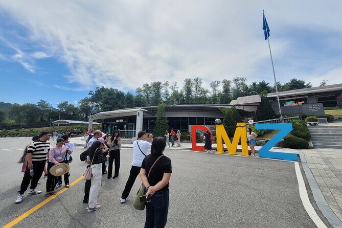 Small Group Tour to DMZ & Suspension Bridge with Hotel Pickup - Transportation and Group Dynamics