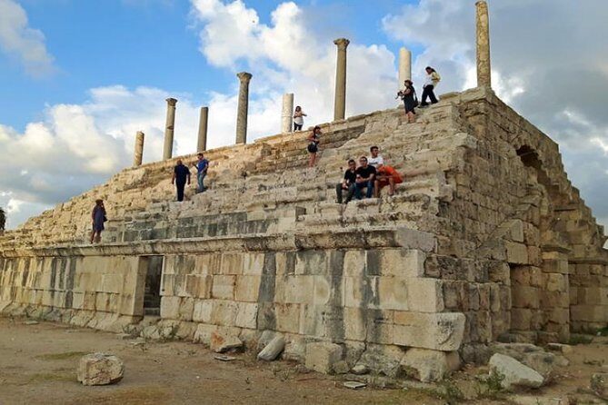 Small Group Tour to Sidon, Tyre & Maghdouche with lunch - The Ancient City of Tyre